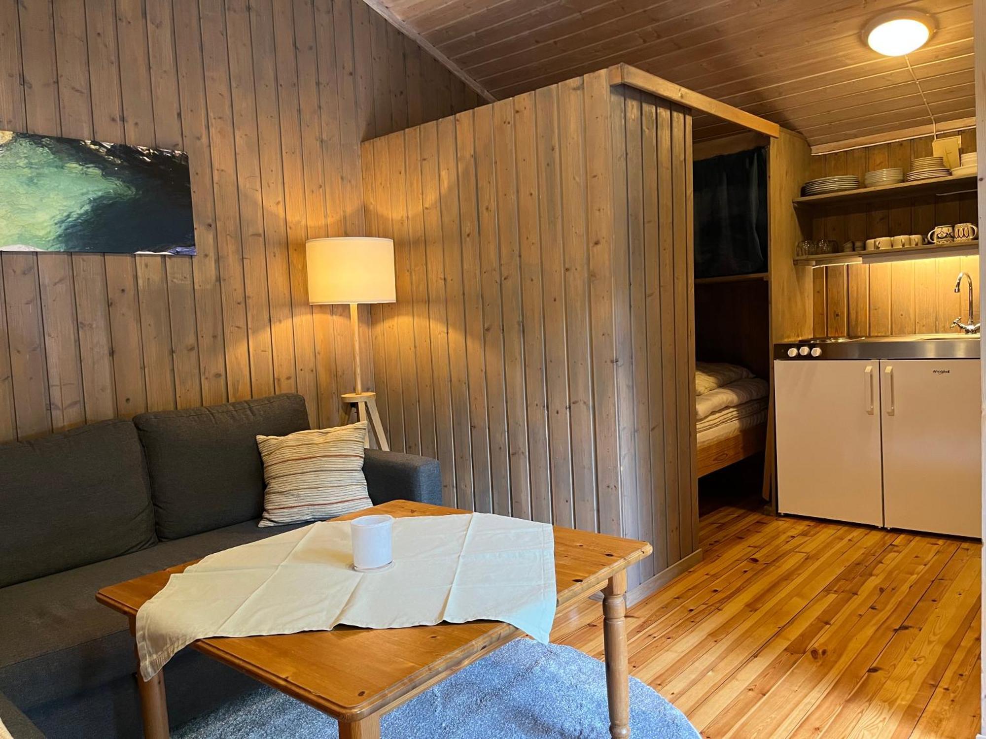 Melkevoll Bretun Camping Briksdalsbre Exterior foto